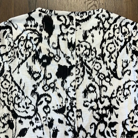 Chicos Button Back Whimsy Slub Tee SZ 2/LG - Picture 3 of 7